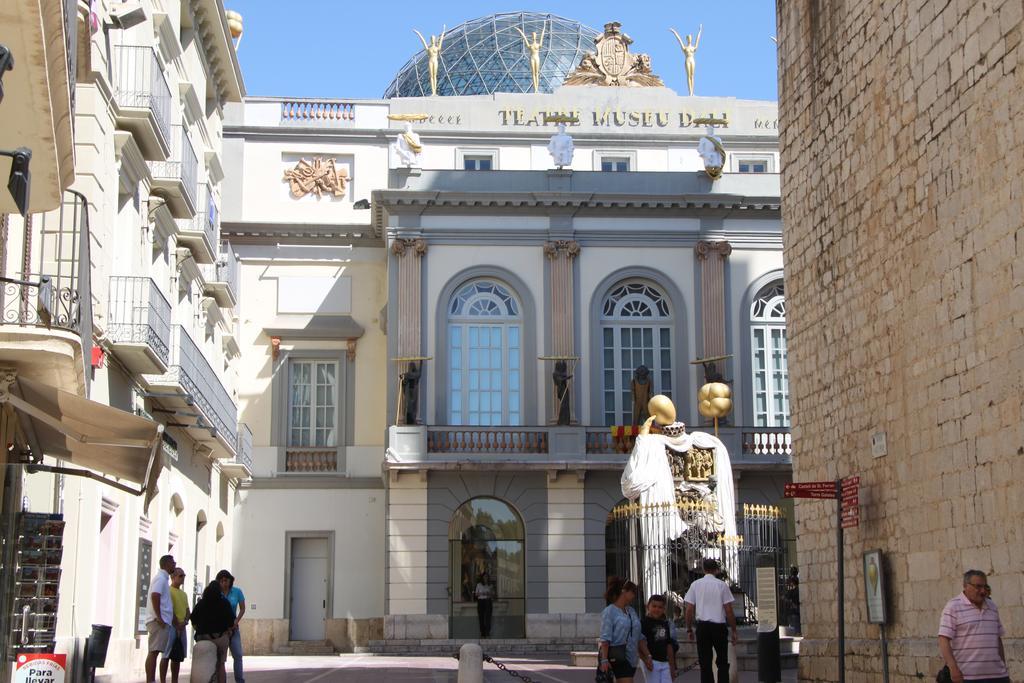 Apartaments Centre Figueres Figueres  Exterior photo